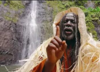 Le destin de Constant Mutamba chanté par Tiken Jah Fakoly (Clip)