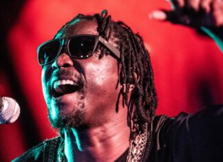 Abidjan : Ismaël Isaac célèbre quatre décennies de reggae