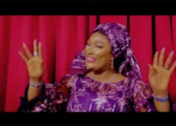 Mamaye Sylla dévoile le clip « Faranaka » 