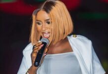 Marie Louise Ouamouno en concert live au CCFG