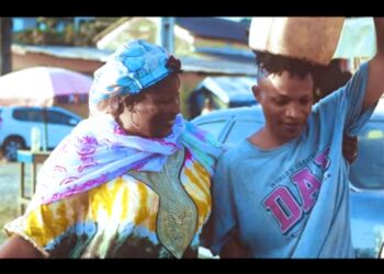 Adama Diallo célèbre les mamans dans le clip « Nènè »