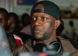 Mohamed Diaby débarque à Conakry pour soutenir Koury Simple